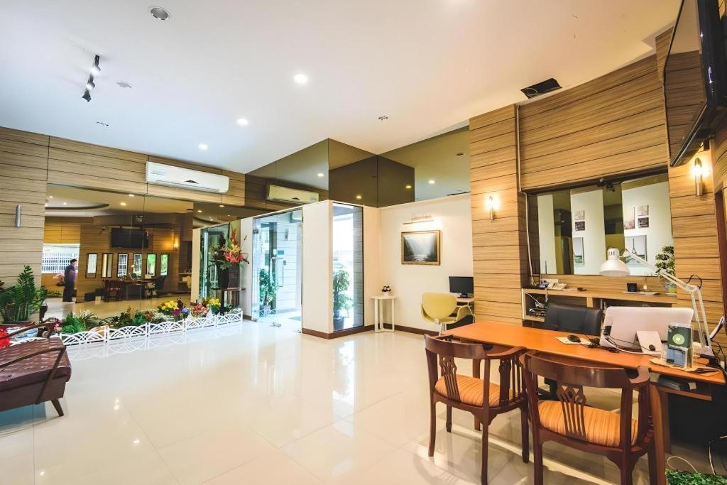 New Suanmali Hotel Bangkok Eksteriør bilde